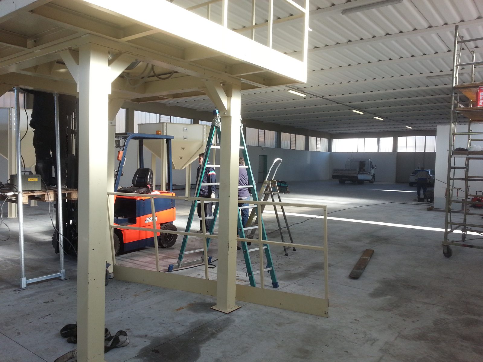 Montaggio impianto in cantiere